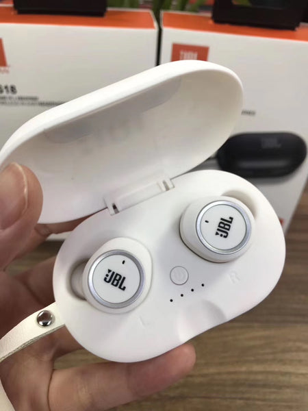 JBL-TWS Headphones With Mic Charging Case.